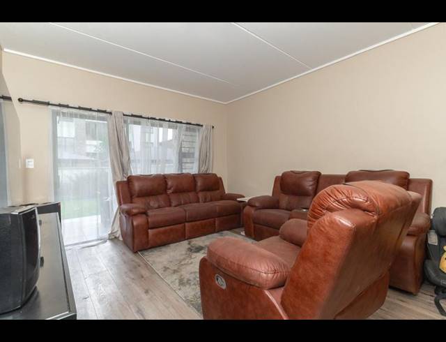 3 BEDROOM APARTMENT FOR SALE IN THE HUNTSMAN